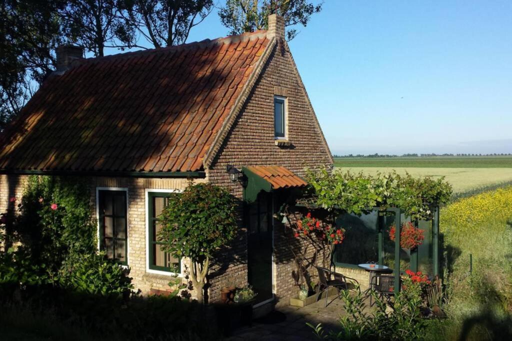 The Cottage - 2 Persoons Cottage Nabij Strand En Meer Zonnemaire Exterior photo